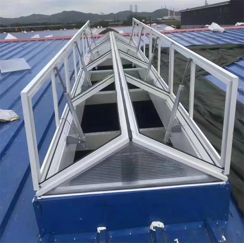 三角型排煙天窗